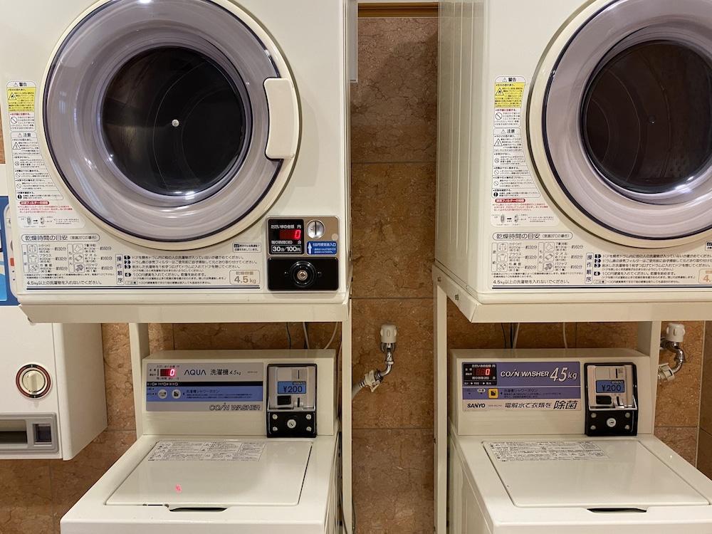 Toyoko Inn Okayama Eki Nishi Guchi Migi Екстериор снимка