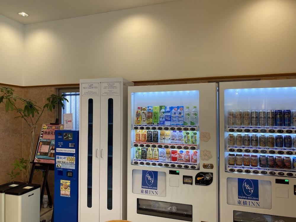 Toyoko Inn Okayama Eki Nishi Guchi Migi Екстериор снимка